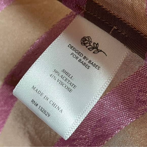 GRLFRND | NWT Pin Up Girl Blouse in Blush Nude Small - Picture 7 of 9